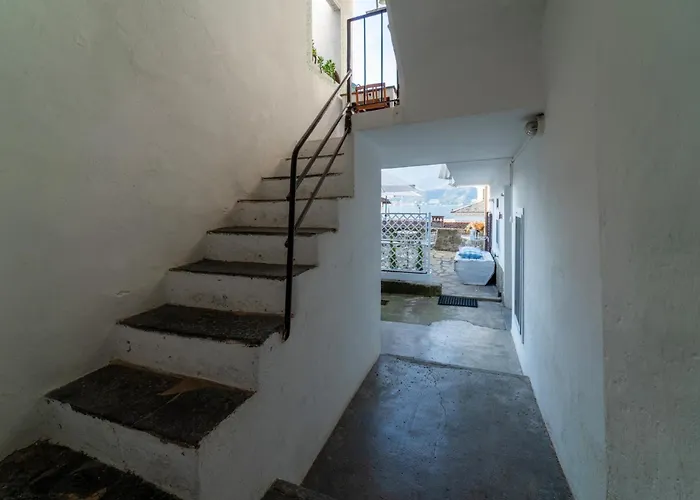 Loving Loppia By Wonderful Italy