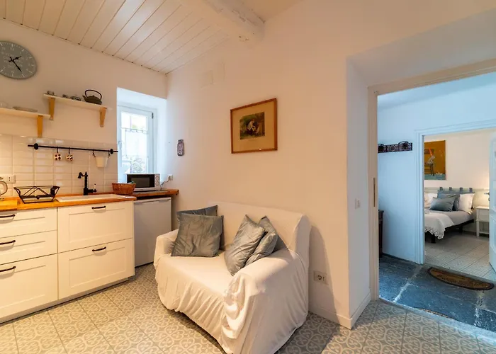 Loving Loppia By Wonderful Italy